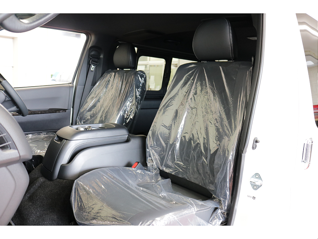 新車ハイエースＶダークプライムⅡ２８００ディーゼル４ＷＤアゲ系ナビベットＫＩＴパッケージ完成！！店頭在庫車、即納車もご対応可能になります！！