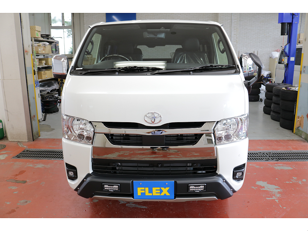 新車ハイエースＶダークプライムⅡ２８００ディーゼル４ＷＤアゲ系ナビベットＫＩＴパッケージ完成！！店頭在庫車、即納車もご対応可能になります！！