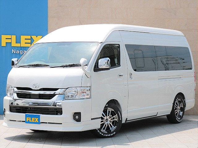 新車DX スーパーロング パールホワイト ４WD ディーゼル車 オリジナルPKG フローリング施工 トリムレザー貼【全国陸送納車可能】