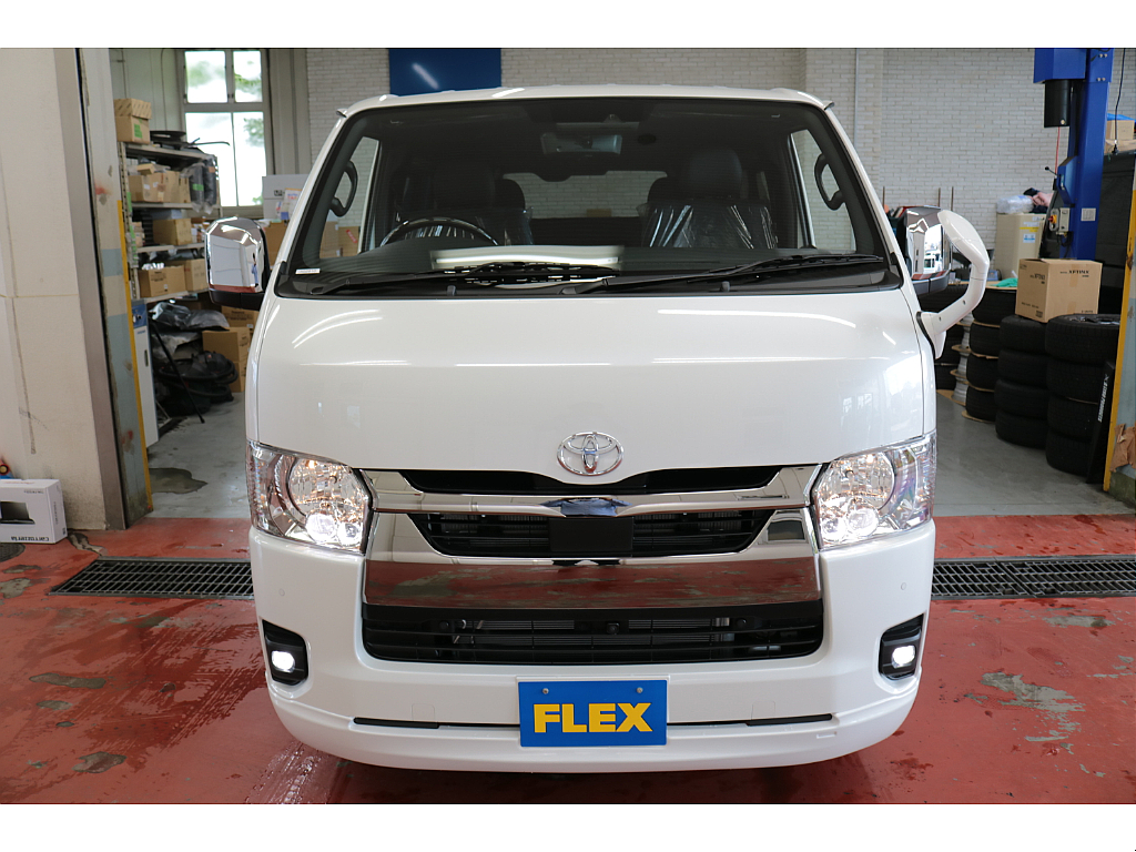 新車ハイエースＶダークプライムⅡ２８００ディーゼルターボ小窓付ＦＬＥＸカスタム済み！！店頭在庫車、即納車もご対応可能！！