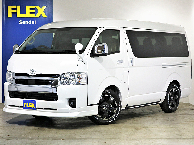 新車ハイエースW「GL」１０人乗り４WDガソリン、FLEXオリジナルシートカバー装着済み！