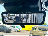 メーカーオプション　デジタルインナーミラー！車両後方の映像を常にミラーに映し出します♪