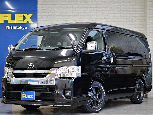 新車ハイエースワゴンＲelaxingシートアレンジ車両入庫致しました！！ツインナビ装備！！オリジナルパーツ多数装備済みの1台完成致しました！！