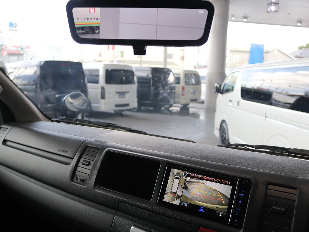 トヨタ ハイエースコミューター 2.7GL 4WD MOBYDICK COMCAM キャンピング 埼玉県の詳細画像 その6