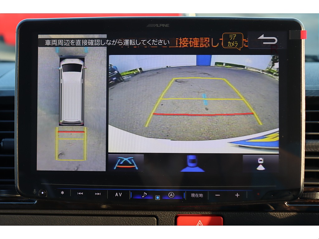 360度車両周辺が確認可能なパノラミックビューモニター装着済み♪