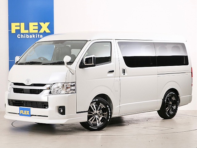 新車　ハイエースワゴンＧＬ　ガソリン２ＷＤ　床張りスタンダードＰＫＧ！