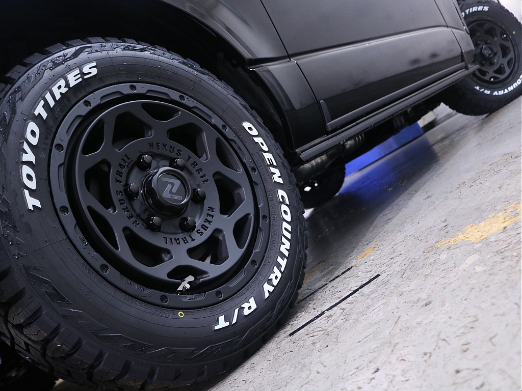 16inch FLEXオリジナル　NEXUS TRAIL NT-1　アルミホイール　TOYO　オープンカントリー　タイヤ！