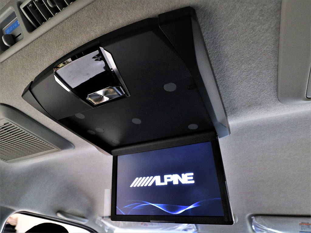 ALPINE フリップダウンモニター！