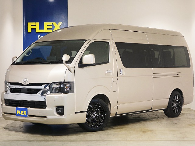 ★新車　グランドキャビン　ガソリン　４WD【１０人乗りノーマルシート＆アルパインダブルモニター】★