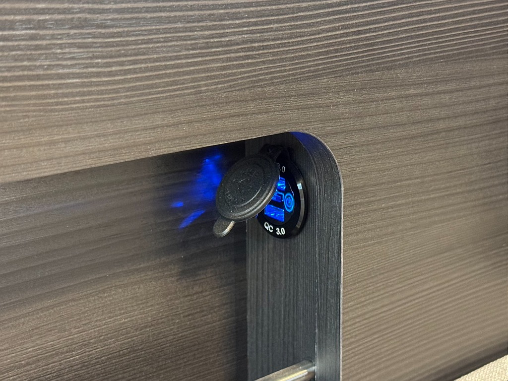 見積もりや納期等は【011-889-1166】までお気軽にお問い合わせください。