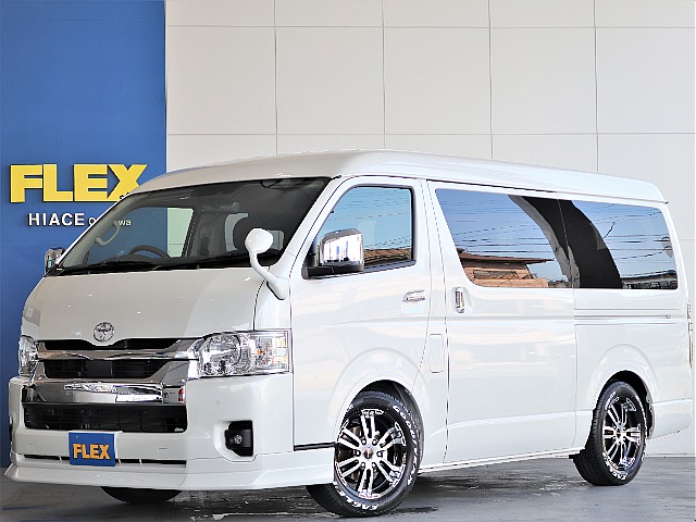 新車ハイエースワゴンGLガソリン２WD人気パーツをインストールしたスタンダードなパッケージです♪