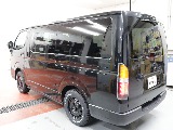 新車ハイエースＶダークプライムⅡ２８００ディーゼル４ＷＤオリジナルＲＥクラシック丸目フェイスチェンジ完成！！アルパイン１１インチナビ床張り施工オリジナルベットＫＩＴ装備！！