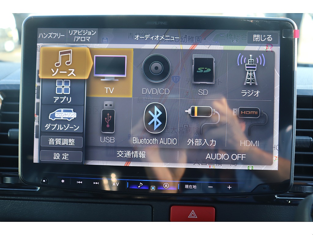 Bluetooth/ＤＶＤ再生/音楽録音も可能♪走行中の視聴も可能です♪