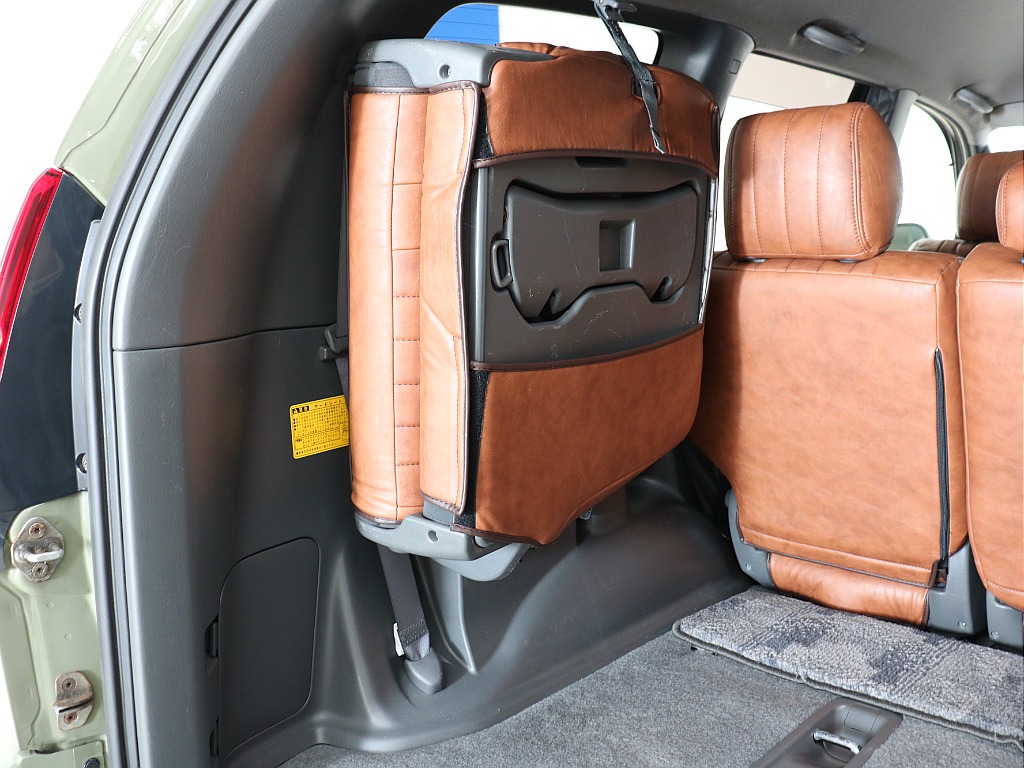 ラゲッジスペース左！