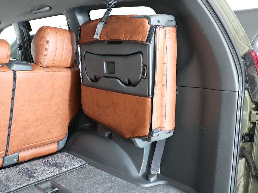 ラゲッジスペース右！