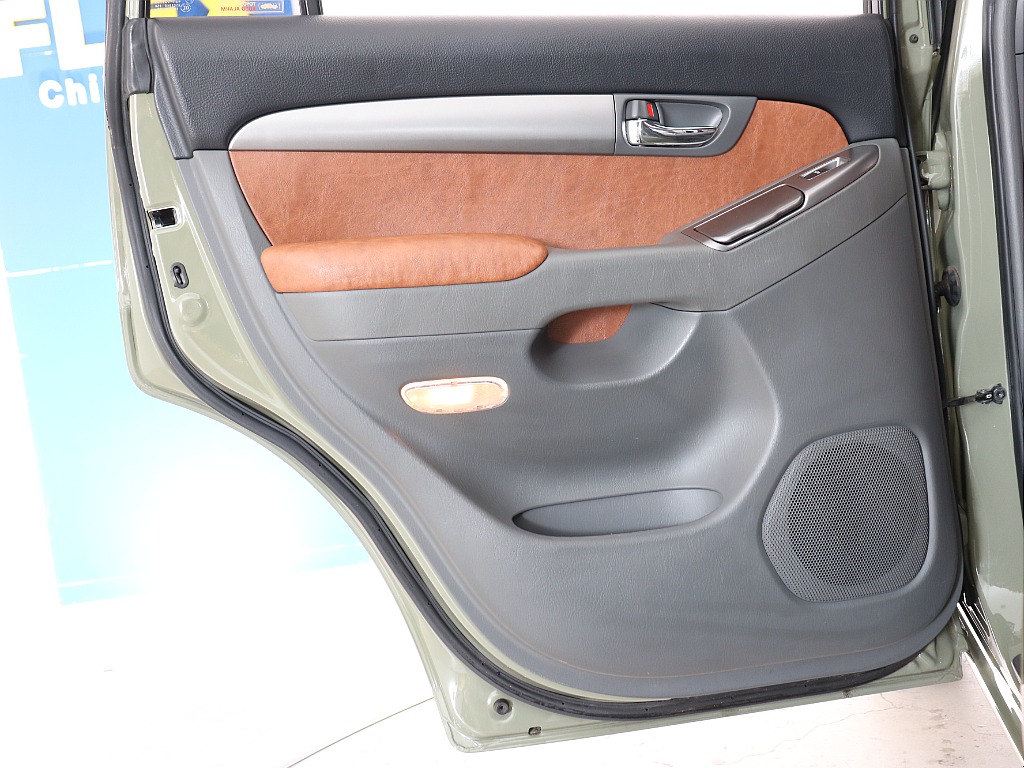 左後ろドアトリム！