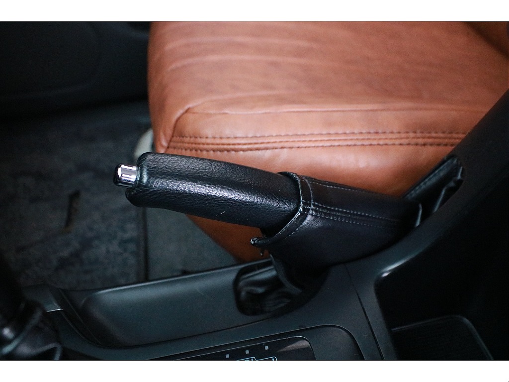 サイドブレーキ！