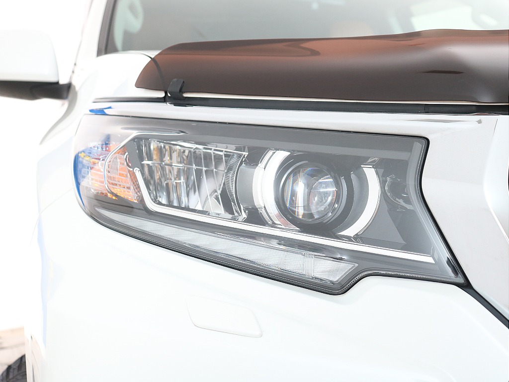 トヨタ ランドクルーザープラド(23枚目)