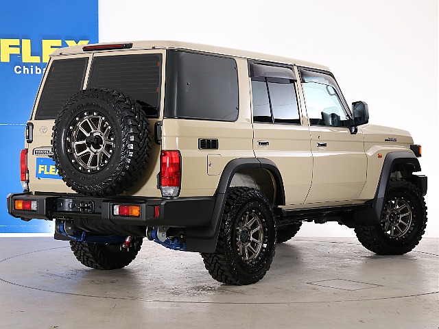 ランドクルーザー70！当店のデモカーとなります♪販売はしておりませんので、あらかじめご了承ください。