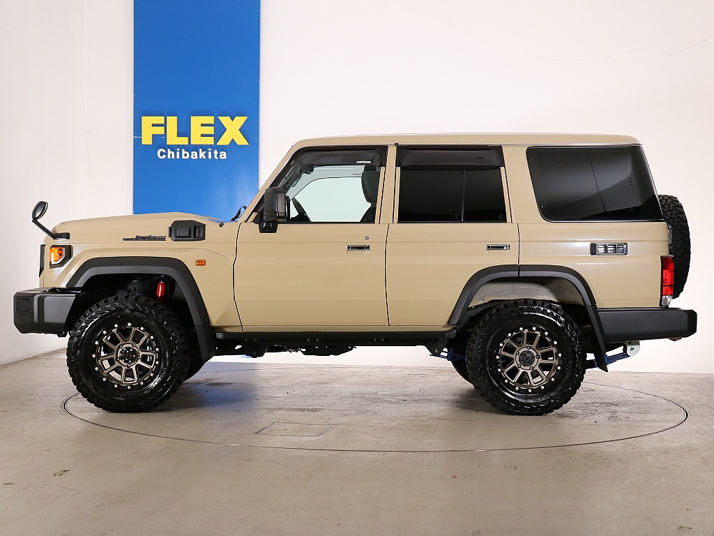 ランドクルーザー70！当店のデモカーとなります♪販売はしておりませんので、あらかじめご了承ください。