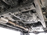 頑丈なラダーフレーム採用車両！
