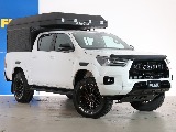スキッドプレート装着でフェイス周りの迫力アップ！