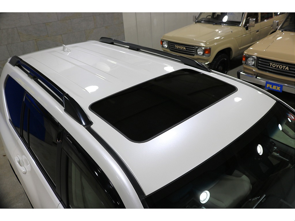 トヨタ ランドクルーザープラド プラド2.7TX L-PkgマットブラックED4WD マルチナビ サンルーフ 栃木県の詳細画像 その16
