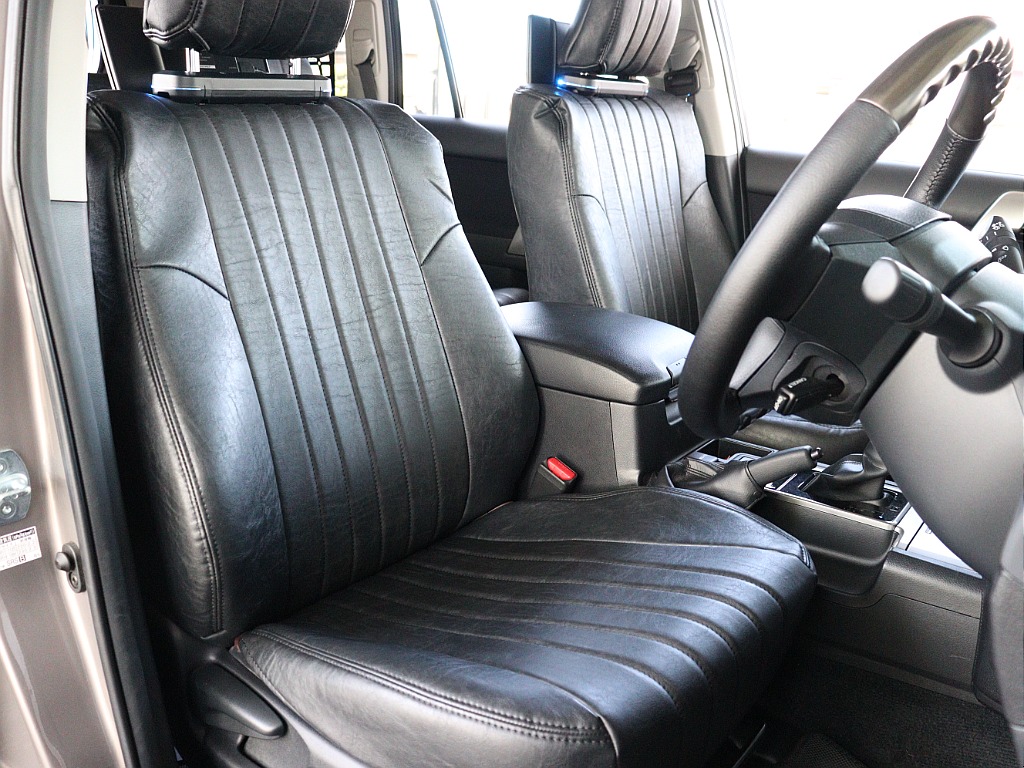 運転席は広々とした設計！