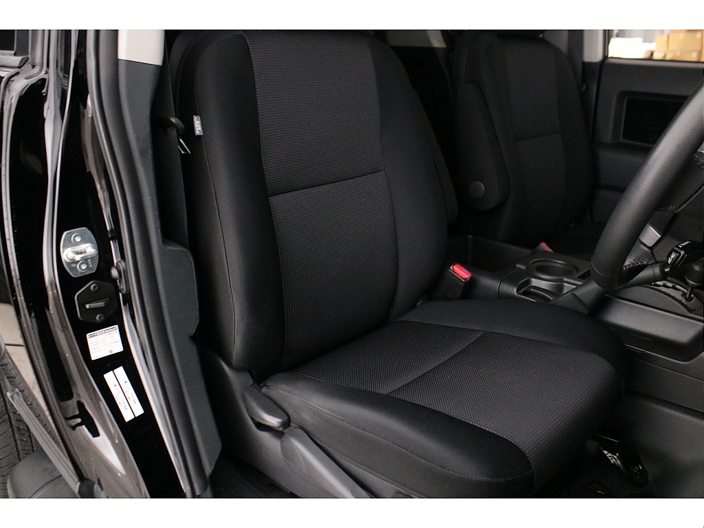 トヨタ FJクルーザー 4.0ブラックカラーパッケージ 4WD  千葉県の詳細画像 その6