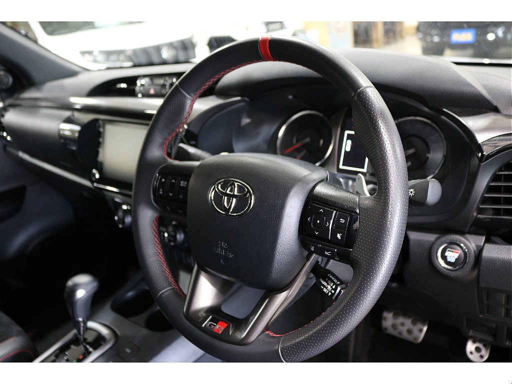 トヨタ ハイラックス 4ドア2.4Z GRスポーツディーゼルターボ 4WD ベッドライナー デカール 栃木県の詳細画像 その14