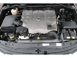 エンジンは４６００ｃｃ・Ｖ８エンジン！パワーはもちろん静寂性も備わっておりますので、街乗りから高速走行までストレスなくお楽しみ頂けます。もちろんオフロードも！