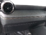 インストルメントパネル加飾 （専用ザイ ル調チタニウムフィルム＋メッキ付）