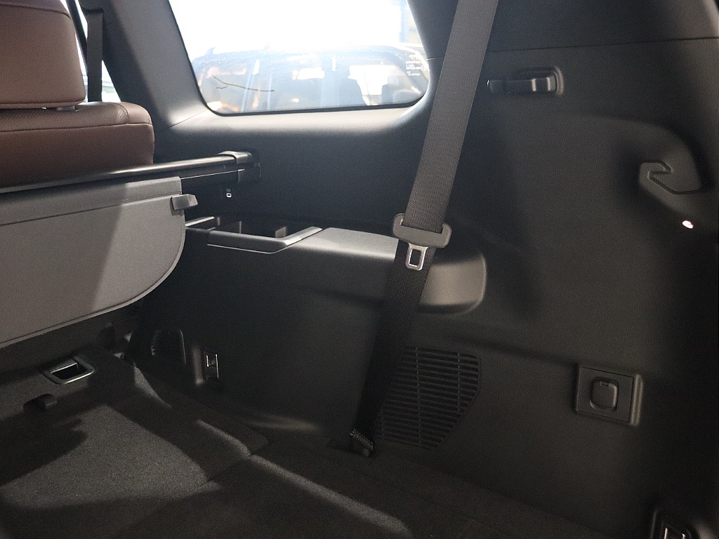 ラゲッジ内張り！