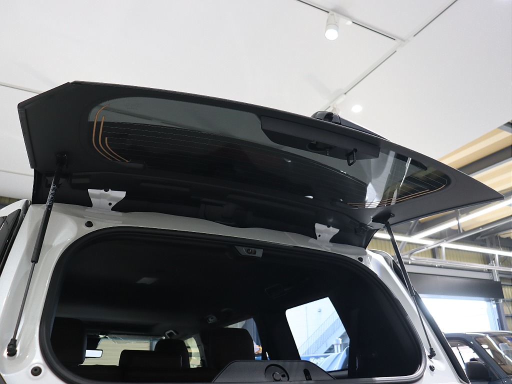 リアハッチガラス開閉可能！