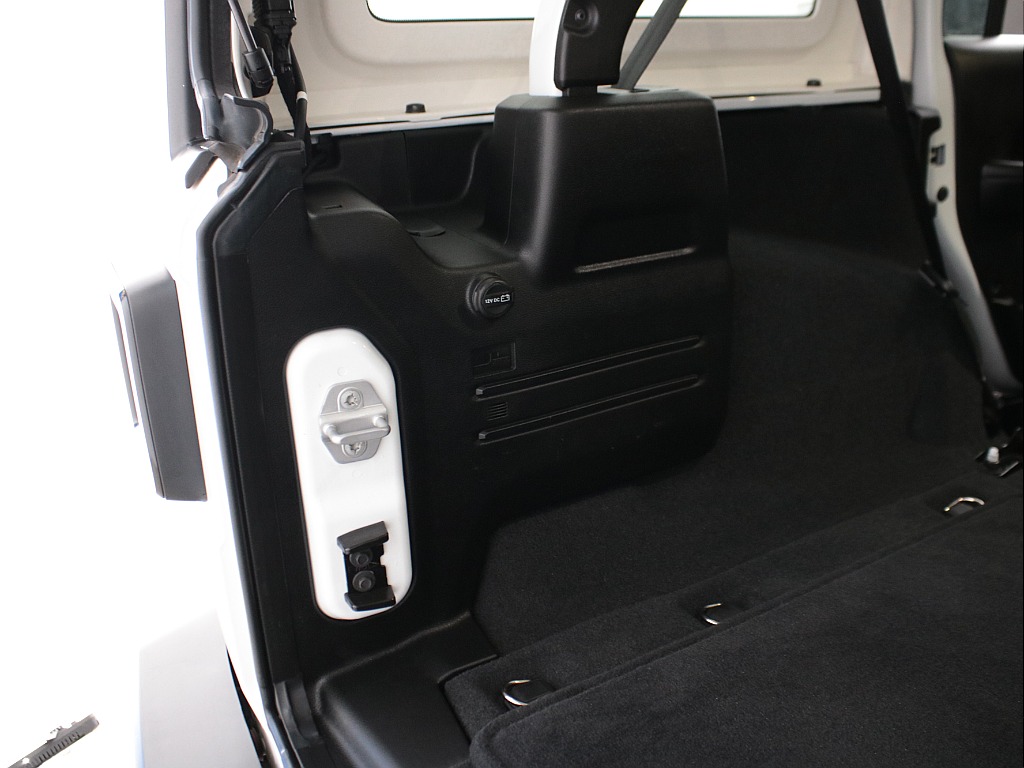 ラゲッジスペース左！