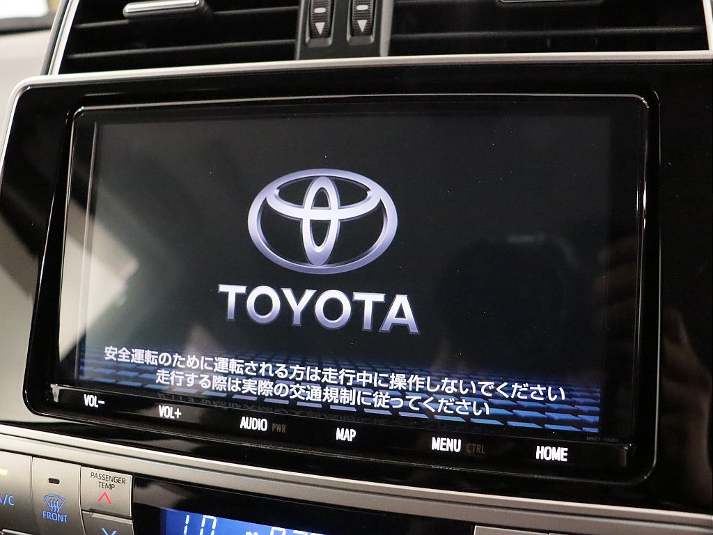 純正9インチナビ！