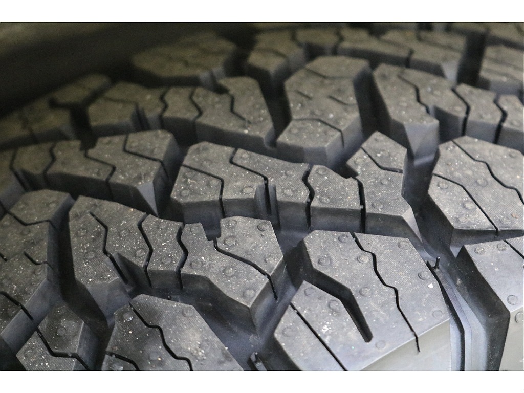 新品ＢＦグッドリッチＫＯ３　ＡＴタイヤ×新品輸出用ホイール☆