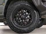 クロスフィールドα16インチアルミホイール×ジオランダーMTタイヤ185/85R16を装備！