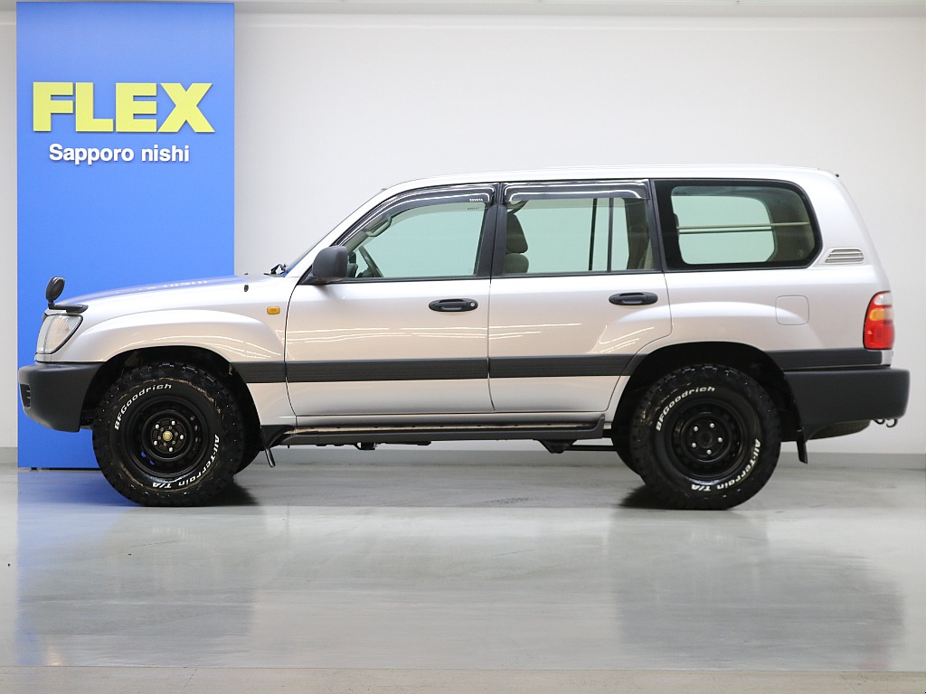 トヨタ ランドクルーザー100 バン4.2ディーゼルターボ VX 4WD  北海道の詳細画像 その5