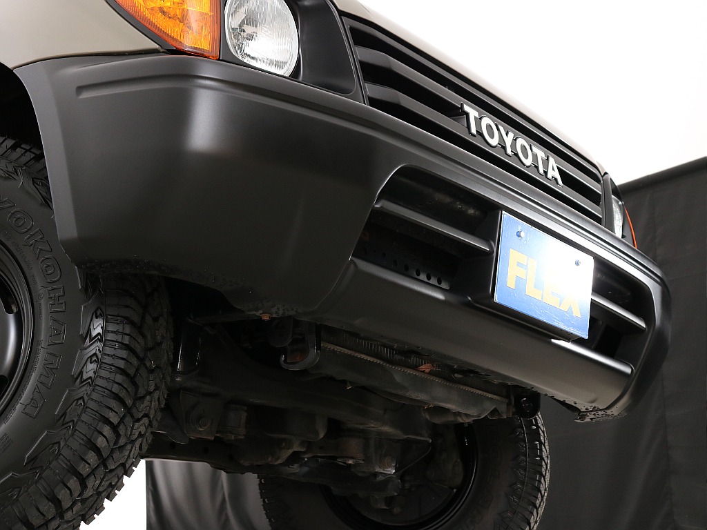 フロントバンパー！