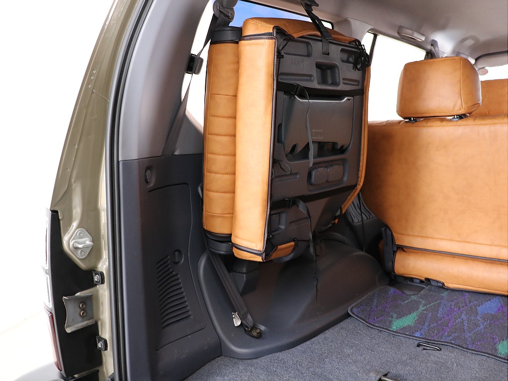 ラゲッジスペース左！