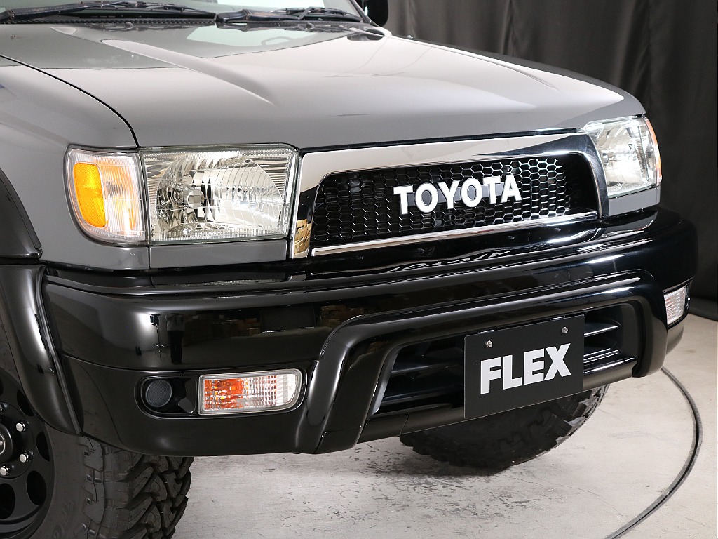 TOYOTA横文字グリル！