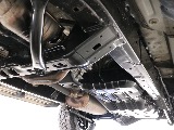 下廻りもご覧の通り！堅牢なラダーフレームも健在です！