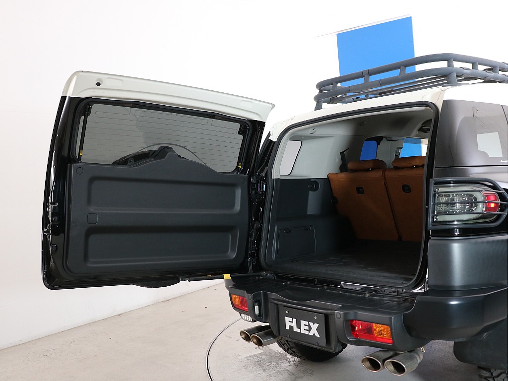 リアドアは一枚扉です！