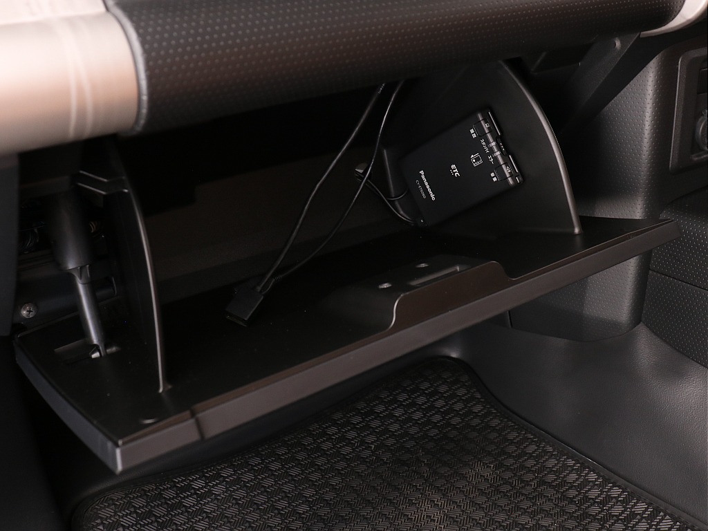 グローブボックス！