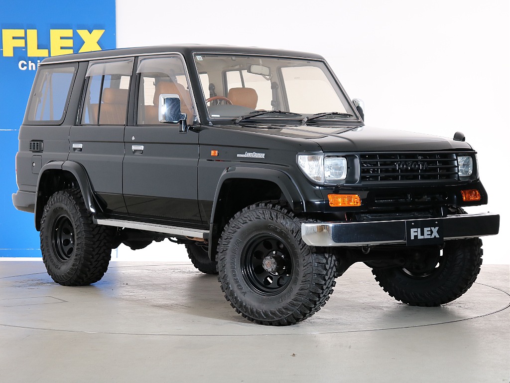 新品フロントバンパーをインストール！