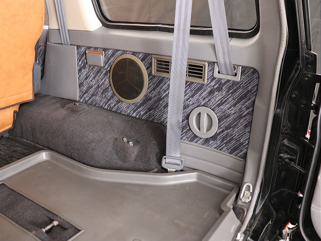 ラゲッジスペース右！