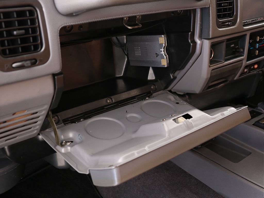 グローブボックス！