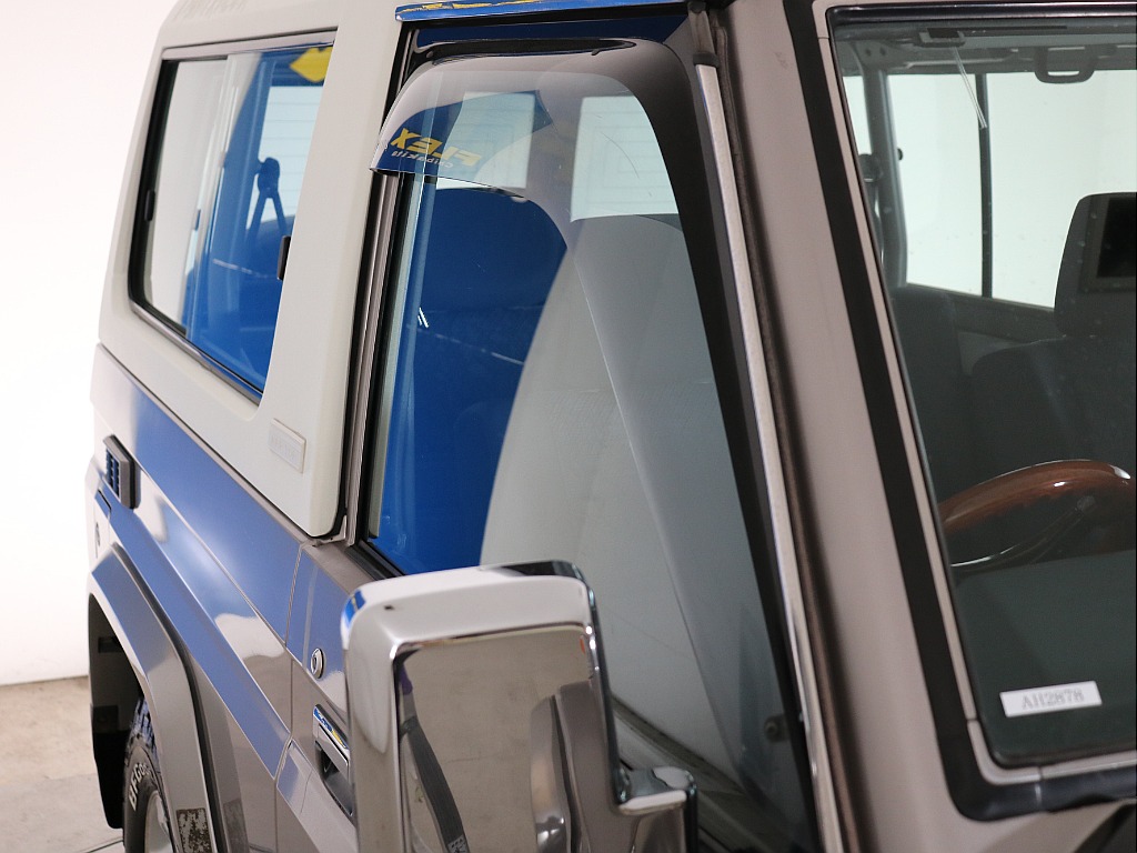 トヨタ ランドクルーザー70(30枚目)