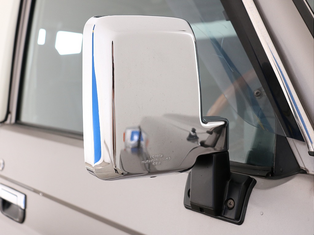 トヨタ ランドクルーザー70(31枚目)